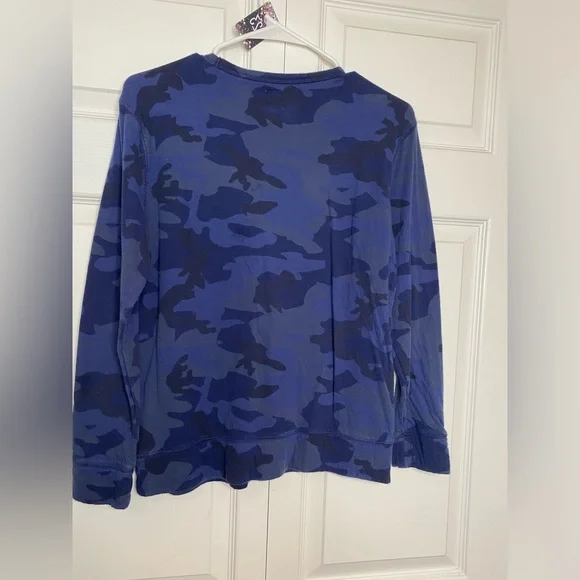 Gap Kids Blue Camouflage Designed Boys Long Sleeve Sweater. Size XXL 14/16. - Picture 5 of 5